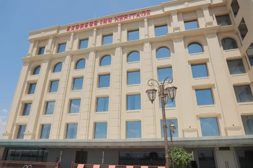 Hotel Express Inn Heritage