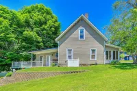 'The Shady Cottage' < 1 Mi to Downtown Millersburg - parking