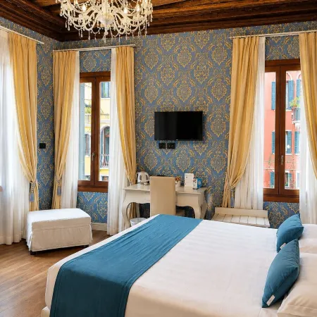 Charming Palace Santa Fosca