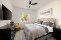 Luxury Palm Desert Home w/ Pool, Mountain Views - 2-Star