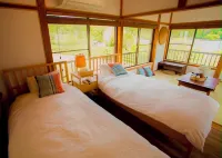 Kanata Riverview House - Entire Private Home - Wifi