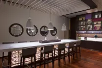 Le Domaine Nouméa, Series by Marriott - Quầy bar
