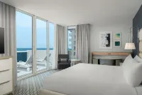 Hotel Maren Fort Lauderdale Beach, Curio Collection by Hilton - Infinity Pools