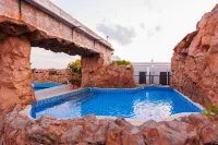 Hotel Annamalai International - Pools