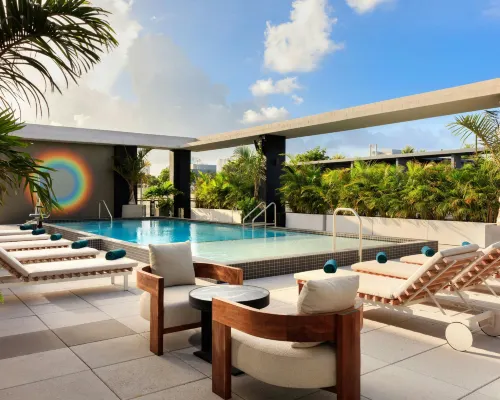 Moxy Miami Wynwood Hotels near Mimo