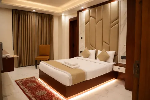 The Vatika Paradise - 2-Star