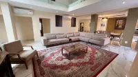 Braham Lodge- The Metaphor - Villas