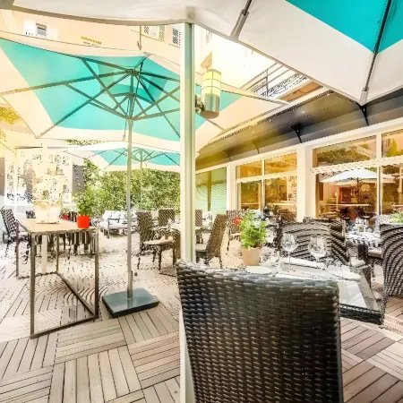 Hôtel Montaigne & Spa