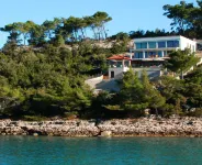 Villa Lukrecia -Stunning Sea View Retreat - Swimmingpools