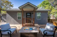 Charming Cozy Northern AZ Base Camp Sleeps 4 - WiFi