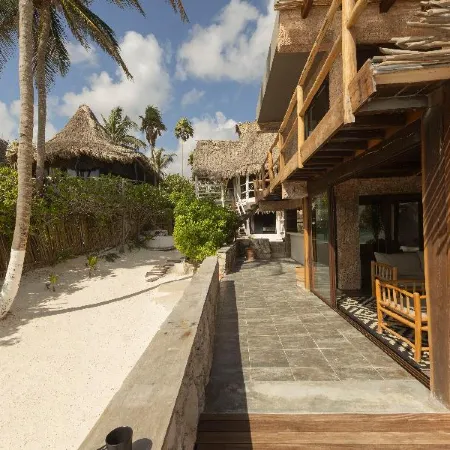 Casa Aakbal