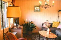 Beautiful Romantic Chalet in Geel - 3-Star