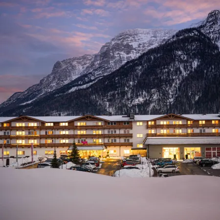Kuhotel Steinplatte, Trademark Collection by Wyndham