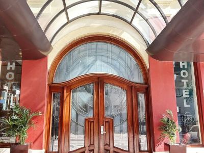 Ponce de Leon Hotel