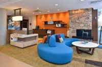 Fairfield Inn & Suites Sacramento Airport Woodland - parking