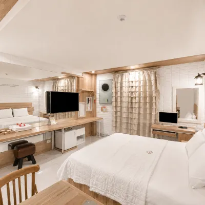 Seongseo Sisley Hotels near Dasa Station