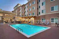 Residence Inn Brunswick - Pools