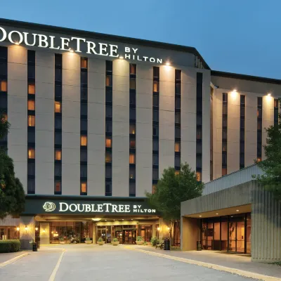 DoubleTree by Hilton Hotel Dallas Near the Galleria Hotels near Galleria