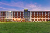 Home2 Suites by Hilton la Porte - parking
