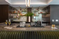 Tulsa Club Hotel, Curio Collection by Hilton - bar