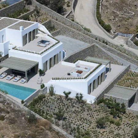 Bill & Coo Mykonos -The Leading Hotels of the World