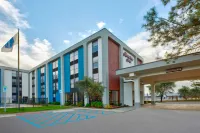 Hampton Inn Detroit/Madison Heights/South Troy Area - parking