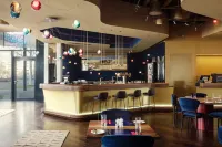 Courtyard Brno - ที่มีบาร์