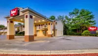 Red Roof Inn Defuniak Springs - Parkplatz