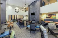 Hampton Inn & Suites West Morgantown University Towne Centre - 2-Star