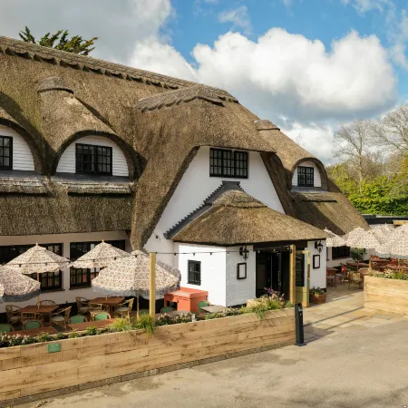 Potters Heron Hotel