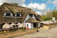 Potters Heron Hotel - Wifi