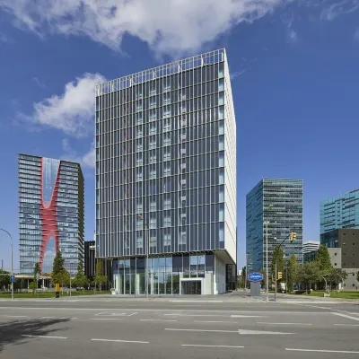 Hampton by Hilton Barcelona Fira Gran Via Hotels near CaixaForum Barcelona