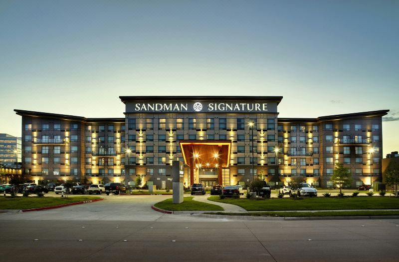 Sandman Signature Plano-Frisco Hotel