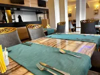 Central Hotel & Restaurant - bar