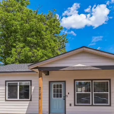 Desert Bliss - Stylish Kennewick Getaway