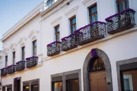 Palacio Julio Hotel - Kitchens