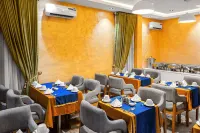 โรงแรม บอน เอ็มโพเรียม - 2 ดาว