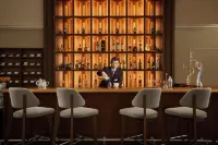 เอเอ็นเอ คราวน์ พลาซ่า ชิริว บาย IHG - ที่มีบาร์