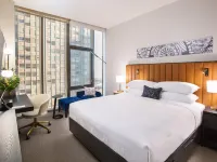 Arlo Chicago Hotels near Picasso Statue
