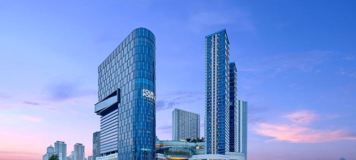 Four Points by Sheraton Surabaya, Pakuwon Indah Ξενοδοχεία στην πόλη Σουραμπάγια