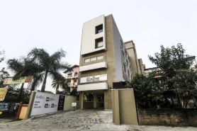 Hotel Gulmohar Grand