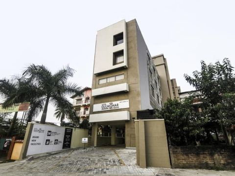 Hotel Gulmohar Grand