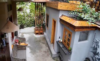 Zhaoqing Yingheju Themed Homestay