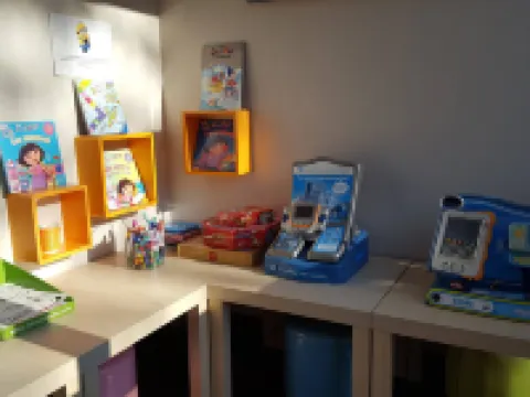 ไอบิส สไตล์ อ็องแกร์ ซองทร์ การ์