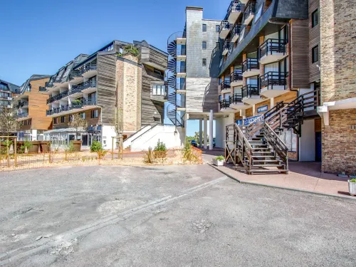 Les Marinas - 2-Star