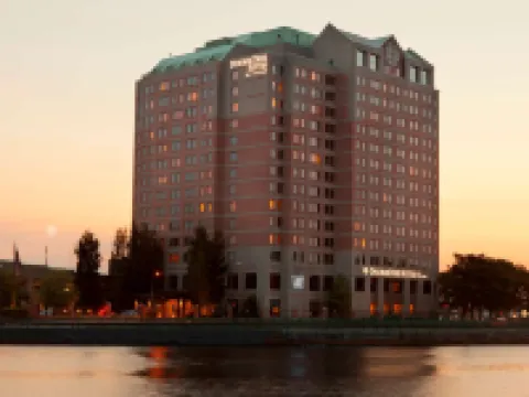 ดับเบิลทรีสวีทส์บายโรงแรมฮิลตัน บอสตัน - เคมบริดจ์ โรงแรมในบอสตัน