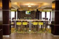 Holiday Inn Express & Suites Sikeston فنادق في Miner