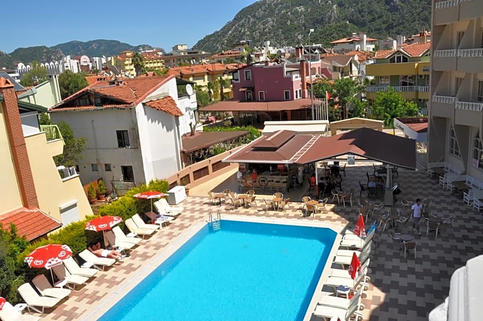 Selen Hotel Icmeler