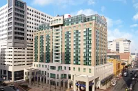 Hilton Harrisburg - Boutique