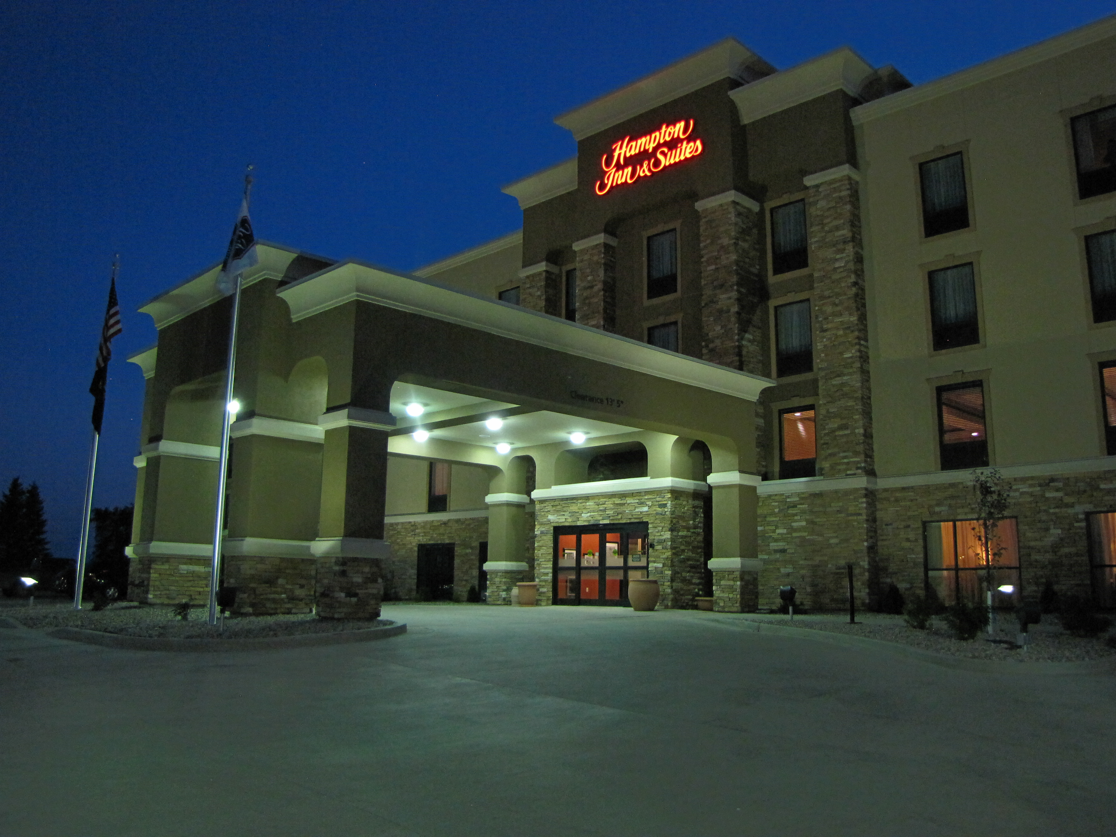 Hampton Inn & Suites Jamestown